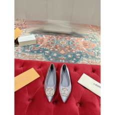 LV flat shoes